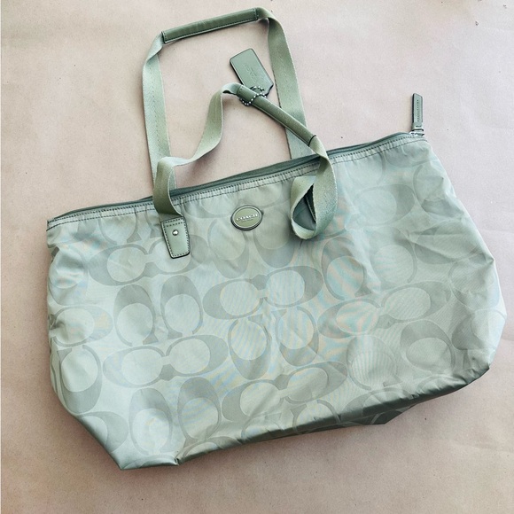 Vintage Coach Sage Green Signature Tote - Picture 1 of 10